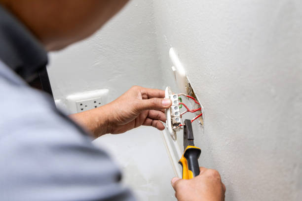 Best Affordable Emergency Electrician  in Sugarland Run, VA